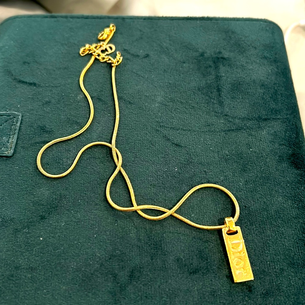 GUC Christian Dior Nameplate Gold-plated Necklace 🖤💛16in